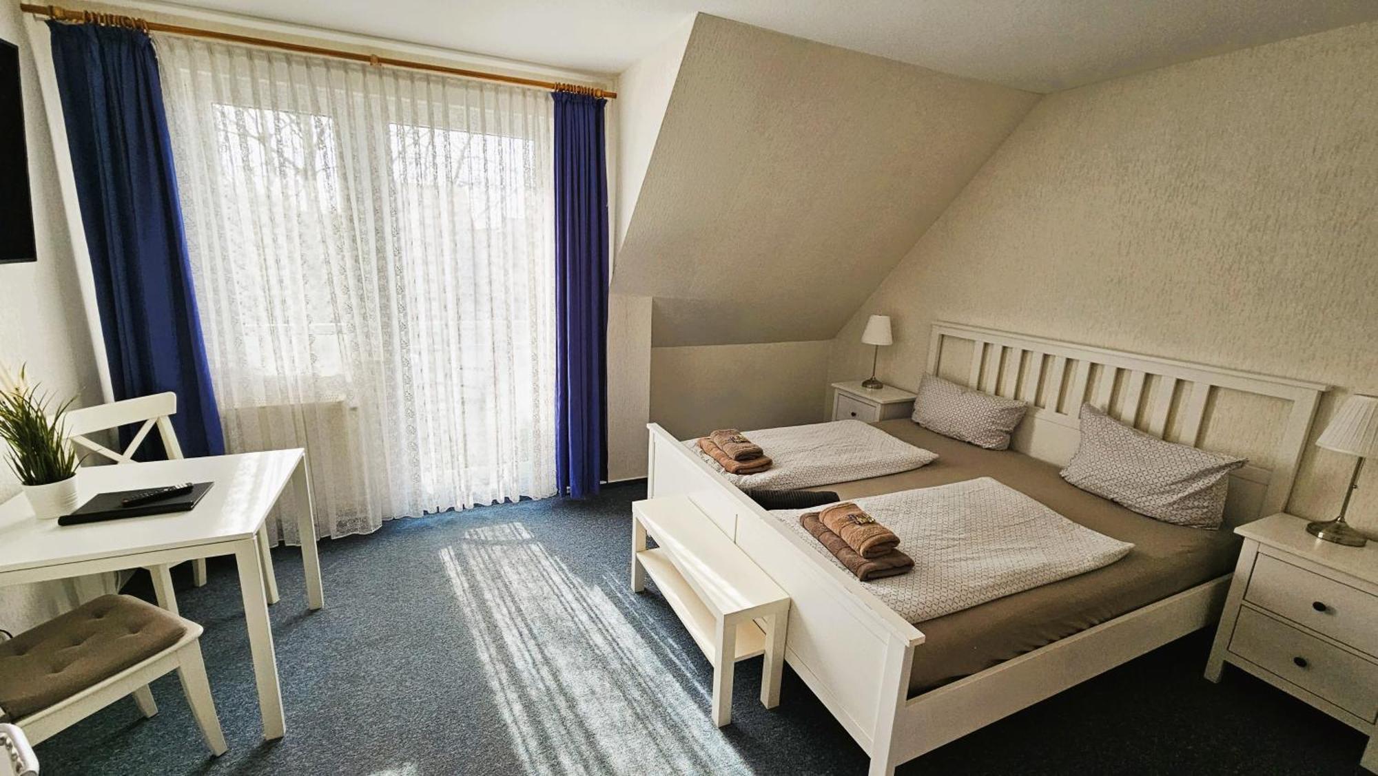 Hotel Dorfkrug Buesum Room photo
