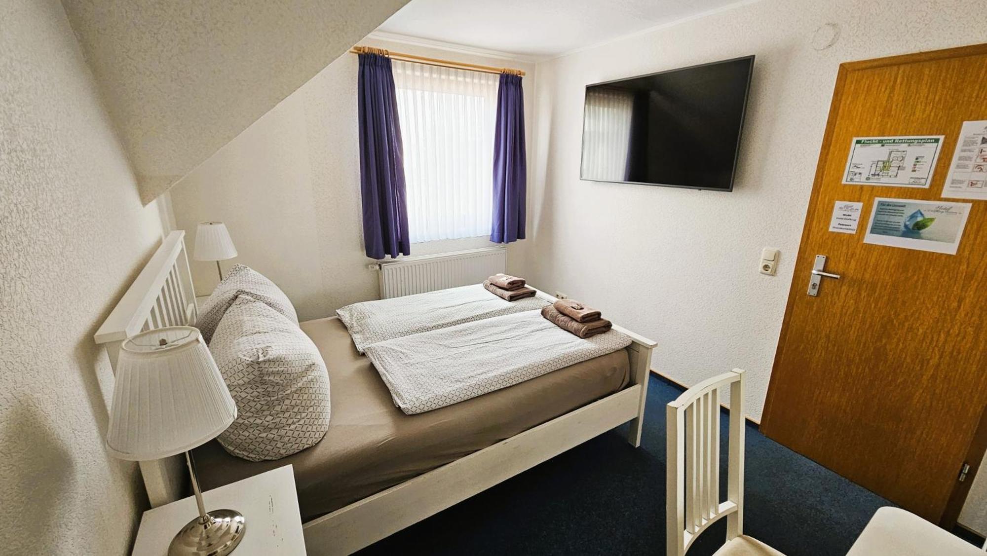Hotel Dorfkrug Buesum Room photo